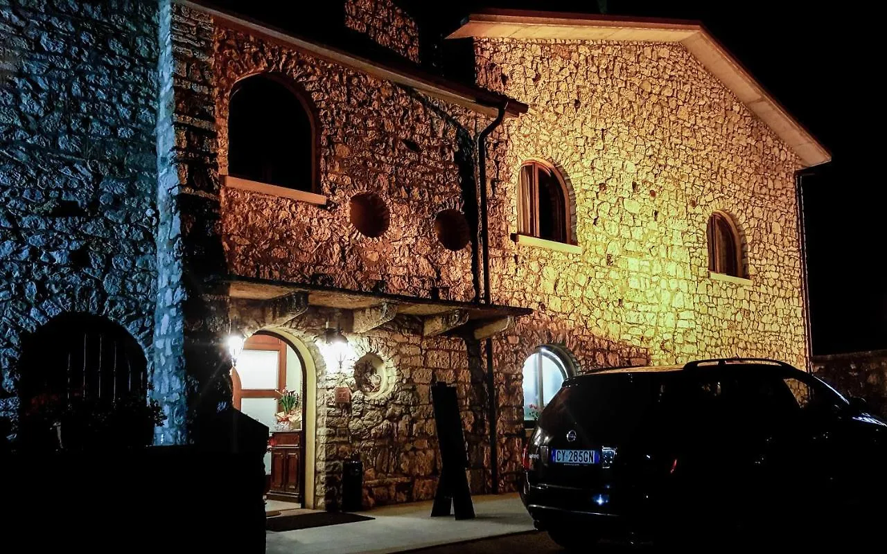 Villa San Giorgio Sant'Ambrogio di Valpolicella Guest house