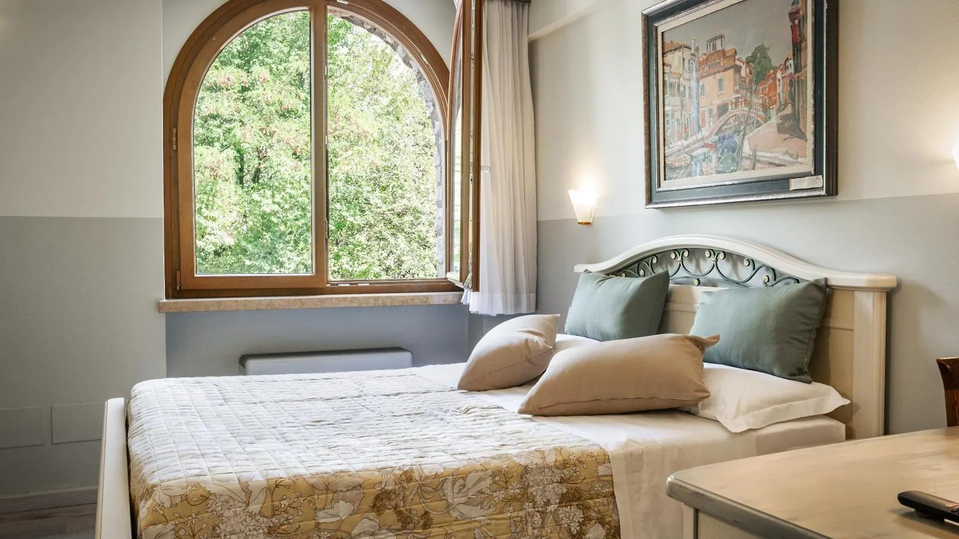 Villa San Giorgio Sant'Ambrogio di Valpolicella 0*,  Italy